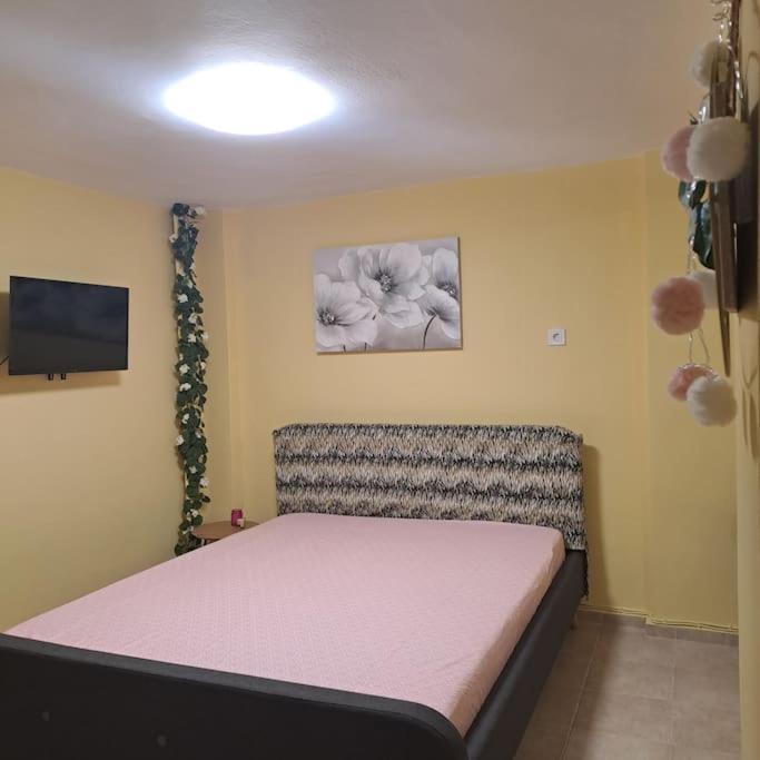 Zenia Home 1 Στην Καρδιά Της Πάτρας Exterior photo